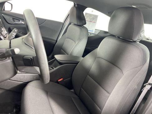 Used 2020 Chevrolet Malibu LS FWD image 12