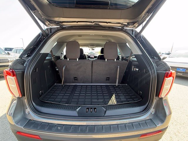 Used 2022 Ford Explorer XLT w/ Class IV Trailer Tow Package AWD/4WD image 19