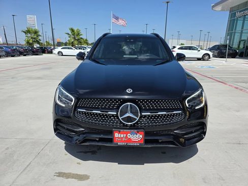 Certified 2022 Mercedes-Benz GLC 300 image 2