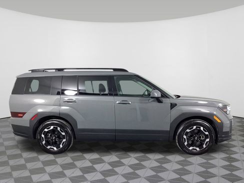 Used 2024 Hyundai Santa Fe SEL image 4