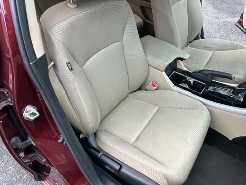 Used 2017 Honda Accord LX image 25