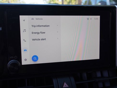 Used 2024 Toyota RAV4 SE image 29