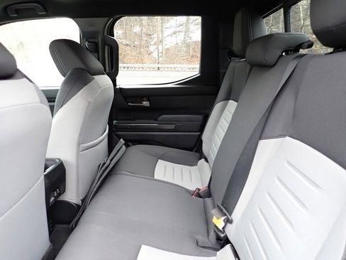 Certified 2024 Toyota Tacoma TRD Sport w/ TRD Sport Upgrade Package image 19