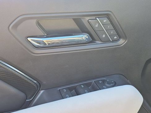 Used 2023 GMC Canyon AT4X w/ Edition 1 AWD/4WD image 24