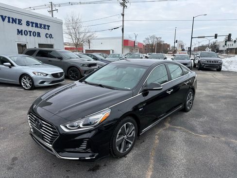 Used 2019 Hyundai Sonata Limited image 2