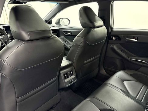 Certified 2019 Toyota Avalon XSE image 25