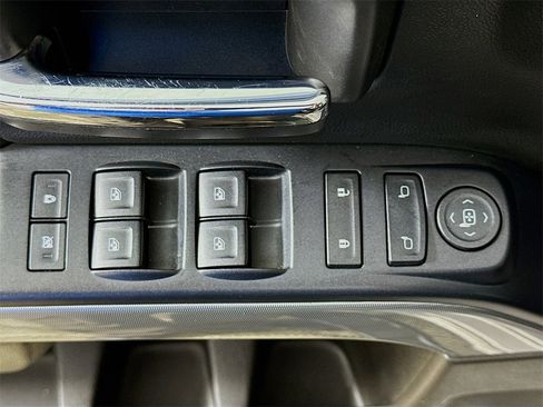 Used 2017 Chevrolet Silverado 1500 LT w/ All Star Edition image 20