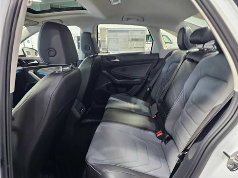New 2025 Volkswagen Jetta SEL image 16