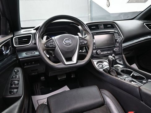 Used 2020 Nissan Maxima SR w/ Illumination Package FWD image 24