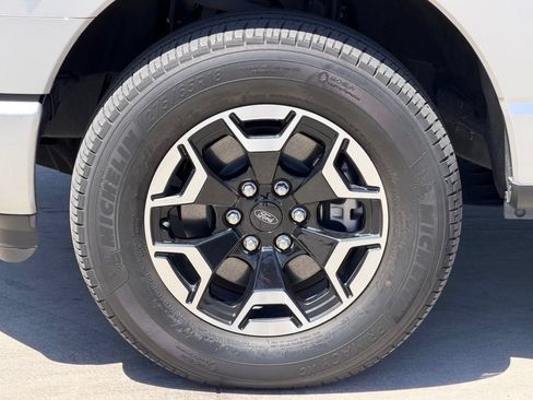 Used 2023 Ford F150 Lightning XLT AWD/4WD image 8