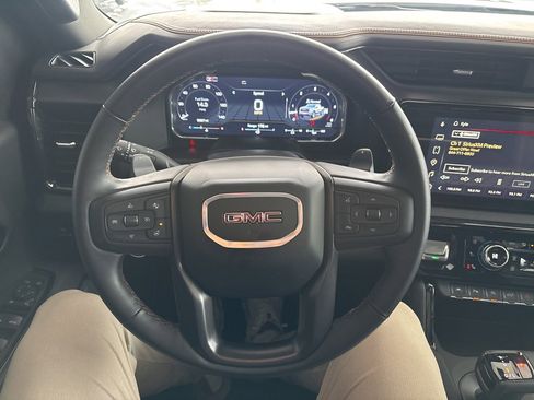 Used 2025 GMC Sierra 1500 AT4 w/ AT4 Premium Package image 10