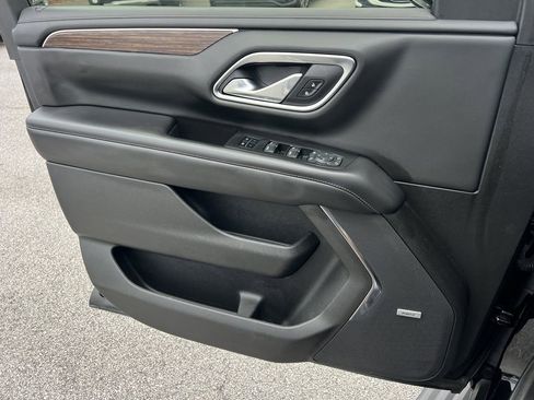 Used 2021 Chevrolet Tahoe High Country image 15