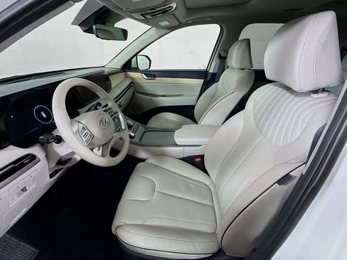 Used 2024 Hyundai Palisade Limited image 24