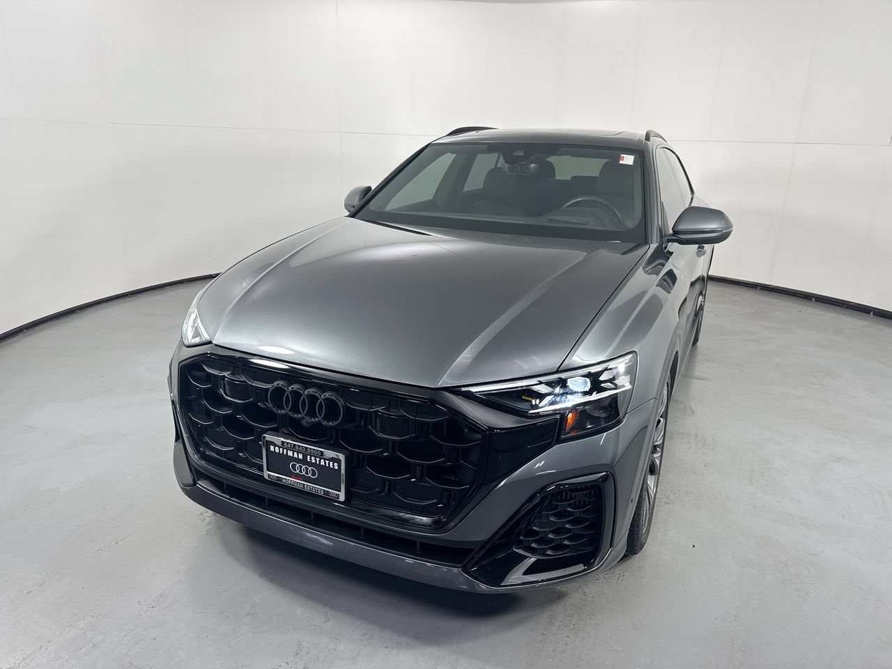 Used 2024 Audi Q8 Prestige w/ Prestige Package AWD/4WD image 32