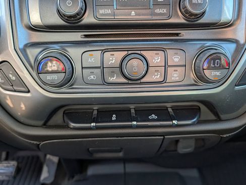 Used 2018 Chevrolet Silverado 1500 LTZ w/ Max Trailering Package AWD/4WD image 23
