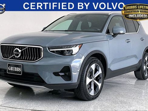 Certified 2023 Volvo XC40 B4 Plus w/ Driver Assist Package FWD image 16