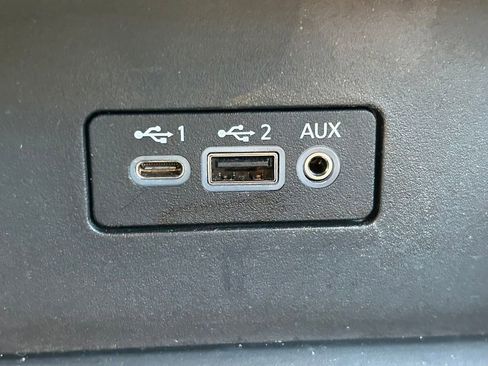 Used 2025 Nissan Altima 2.5 SV image 24