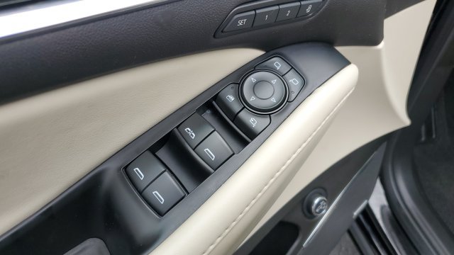 Used 2024 Buick Enclave Avenir w/ Trailering Package, 5000 lbs. AWD/4WD image 10