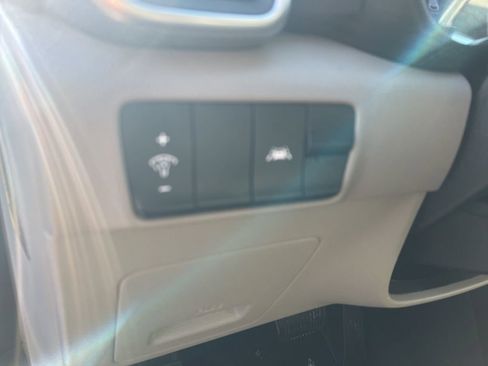 Certified 2022 Kia Sportage LX image 45