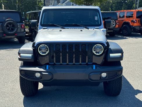 Used 2023 Jeep Wrangler Unlimited image 38