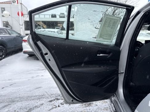 Used 2021 Toyota Corolla SE image 19