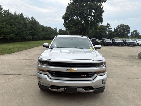 Used 2017 Chevrolet Silverado 1500 LT w/ All Star Edition AWD/4WD image 18