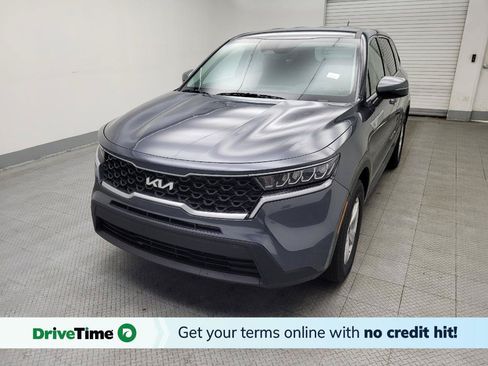Used 2023 Kia Sorento LX FWD image 1