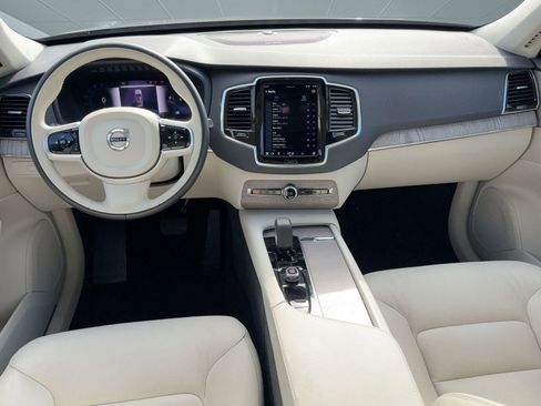 Used 2024 Volvo XC90 B6 Plus w/ Protection Package Premier image 17