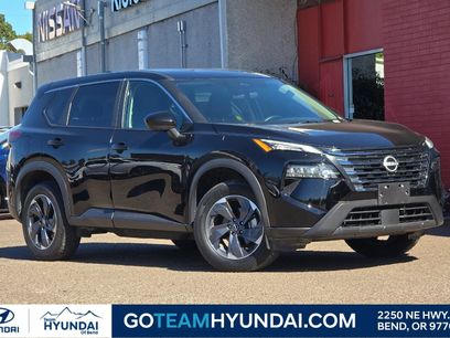 Used 2025 Nissan Rogue SV