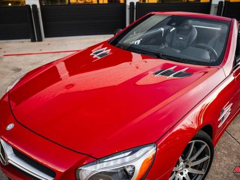 Used 2013 Mercedes-Benz SL 63 AMG image 31