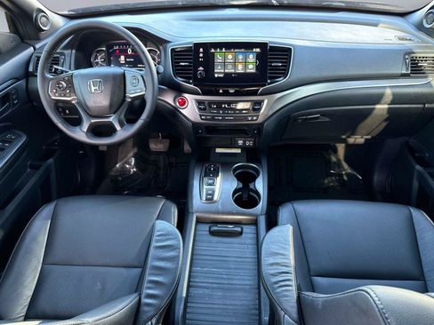 Certified 2023 Honda Passport EX-L image 17