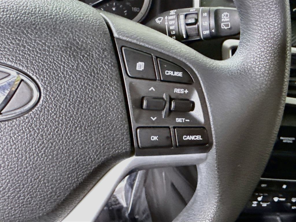 Used 2021 Hyundai Tucson SEL w/ Cargo Package AWD/4WD image 22