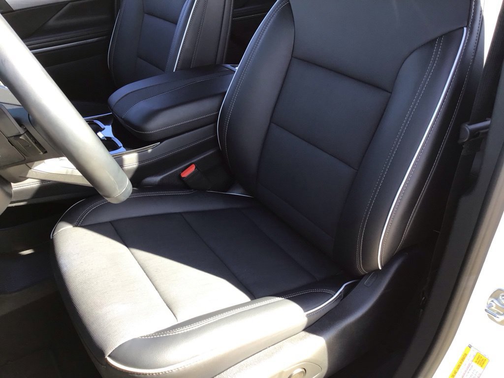 Used 2026 Buick Enclave Preferred w/ Power Package FWD image 8