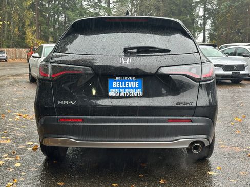 Used 2023 Honda HR-V Sport image 6