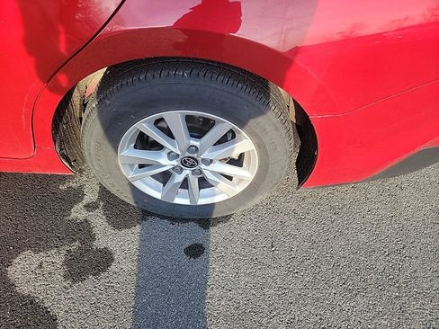 Used 2025 Toyota Camry LE image 4