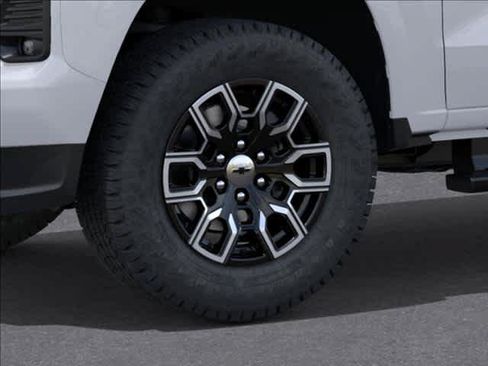 New 2026 Chevrolet Colorado Z71 w/ Technology Package AWD/4WD image 9
