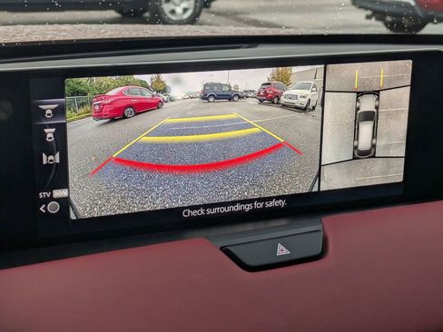 Used 2025 MAZDA CX-70 3.3 Turbo S w/ Premium Package image 24