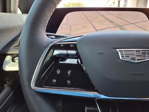 New 2026 Cadillac Optiq Sport 1 image 18