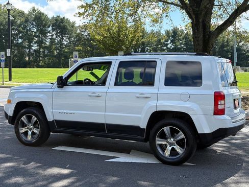 Used 2017 Jeep Patriot High Altitude image 9