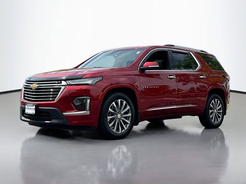 Used 2023 Chevrolet Traverse Premier AWD/4WD image 14