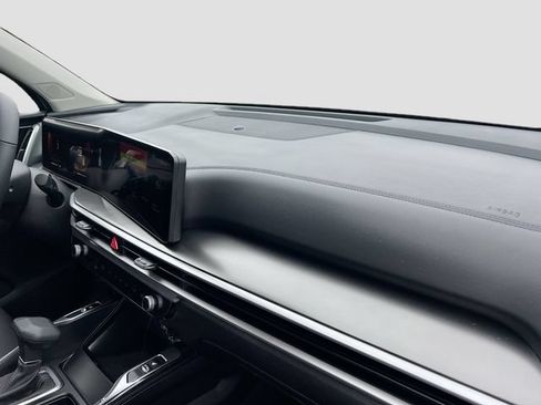 New 2026 Kia Sorento S FWD image 31