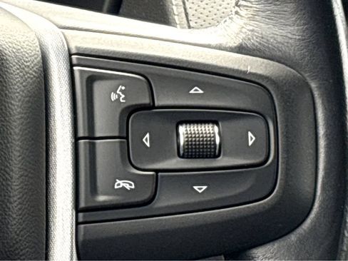 Used 2021 GMC Yukon SLT w/ SLT Premium Package AWD/4WD image 18