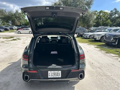 Used 2025 Genesis GV70 2.5T AWD/4WD image 7