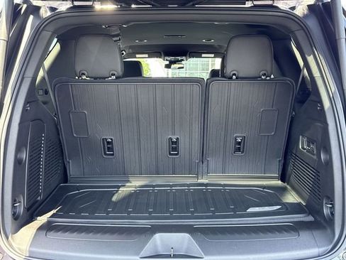 New 2026 GMC Yukon Elevation AWD/4WD image 11