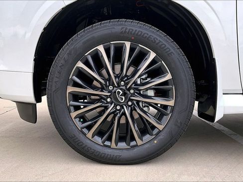 New 2026 INFINITI QX80 Autograph w/ Premium Cargo Package image 26