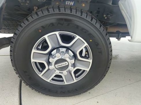 Used 2023 Ford F350 Lariat w/ Tow Technology Package image 62