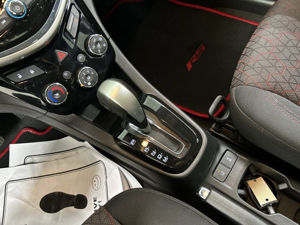 Used 2019 Chevrolet Sonic LT w/ Convenience Package FWD image 17