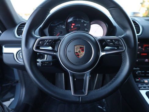 Used 2017 Porsche 718 Cayman S image 27