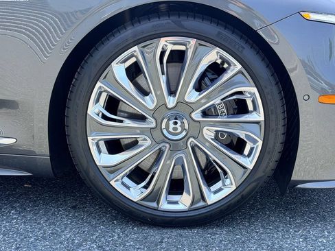 Used 2026 Bentley Continental GT Mulliner AWD/4WD image 19