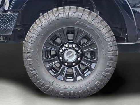 Used 2022 Ford F250 Lariat w/ Tremor Off-Road Package AWD/4WD image 11
